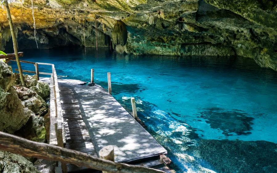 Cenote Dos Ojos website screenshot